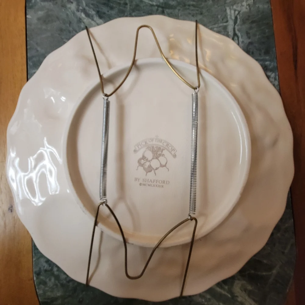 Salad Plate - Picture 3 of 6